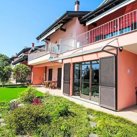 Anna By Interhome ギッファ